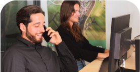 Adviseurs bellen klant voor telefonische intake